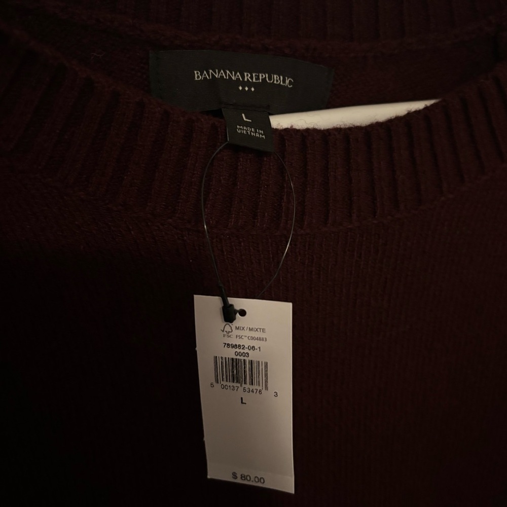 NWT Banana Republic Women's Deep Burgundy Crewneck Sweater - Picture 3 of 3